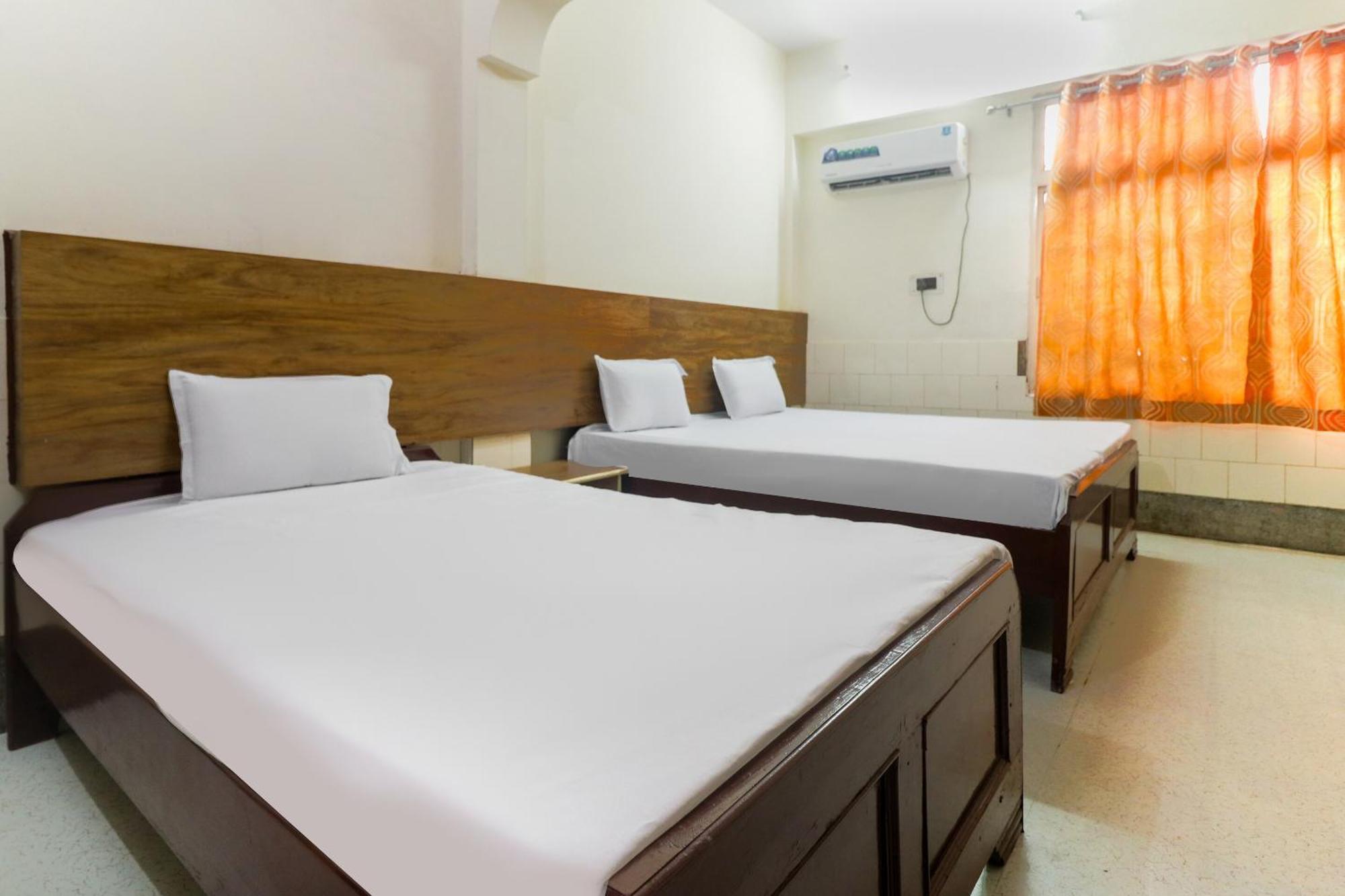 Spot On Hotel Anand Bhawan Aligarh Exterior photo