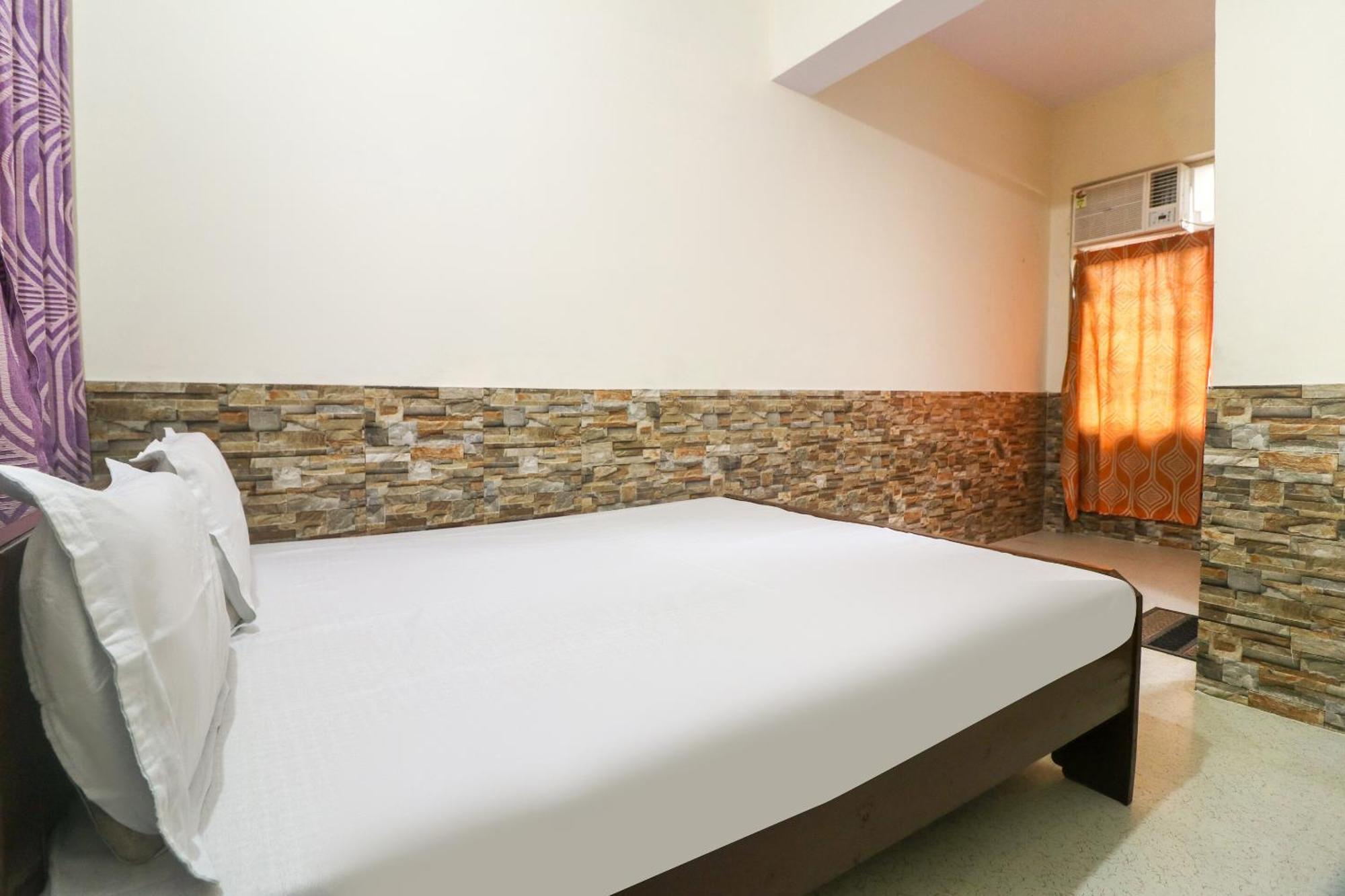 Spot On Hotel Anand Bhawan Aligarh Exterior photo